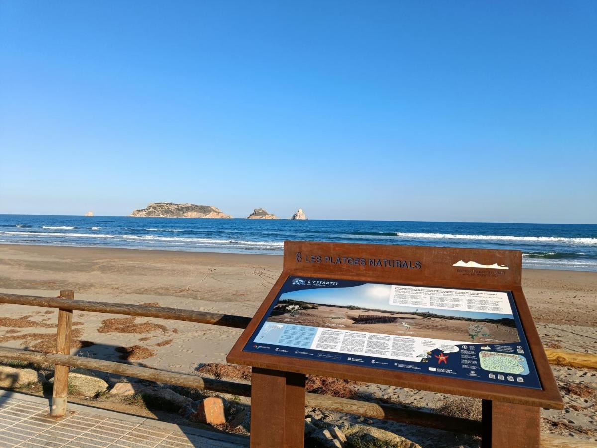 Acogedor apartamento delante del mar L'Estartit Exterior foto